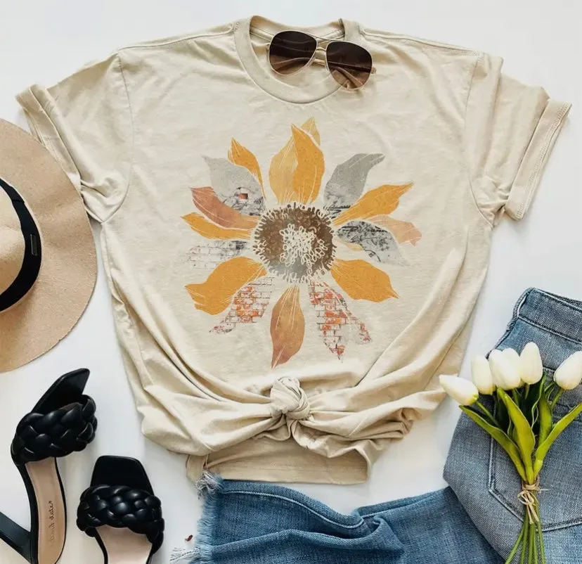 Grunge Sunflower Soft Printed Tee