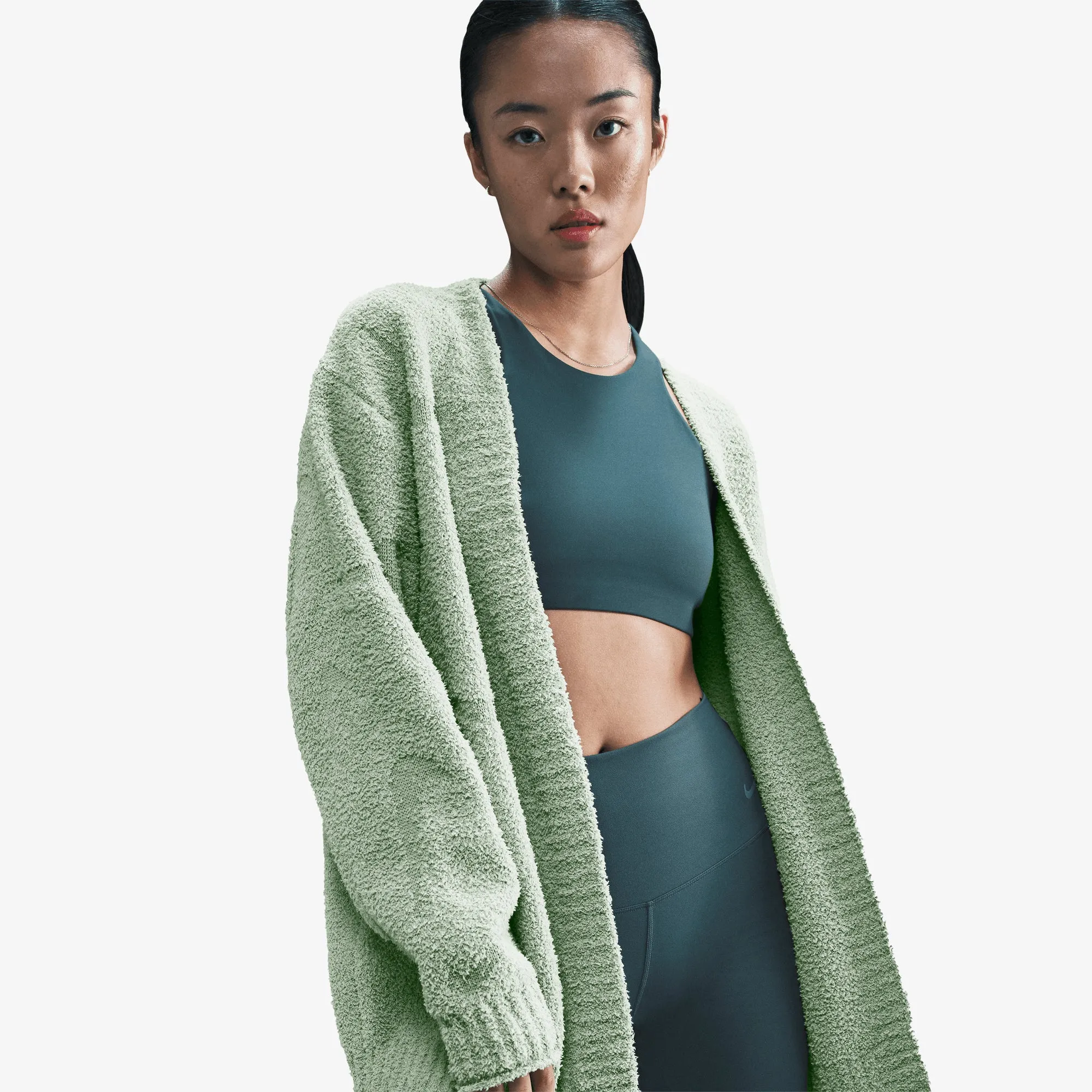 NIKE | SPORTSWEAR PHOENIX COZY BOUCLE { GREEN