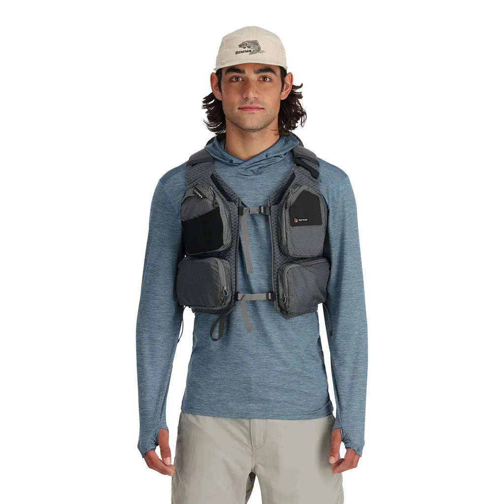 Simms Flyweight Vest Pack